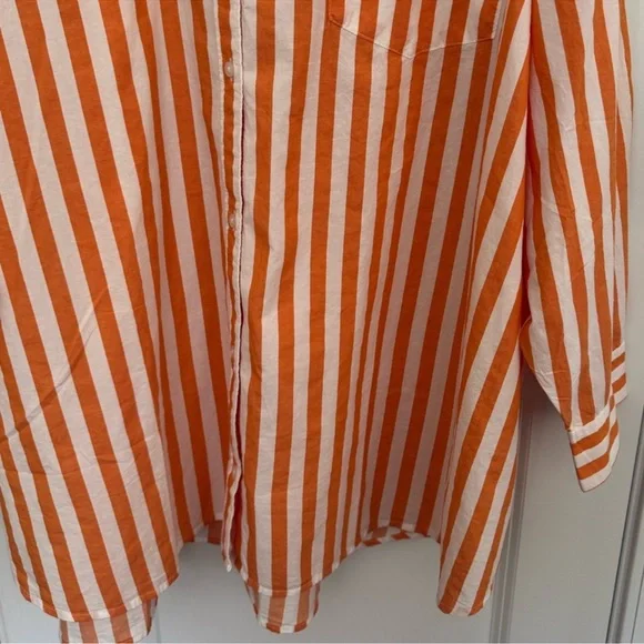 Old Navy Striped "The Boyfriend" Shirt - Picture 4 of 12